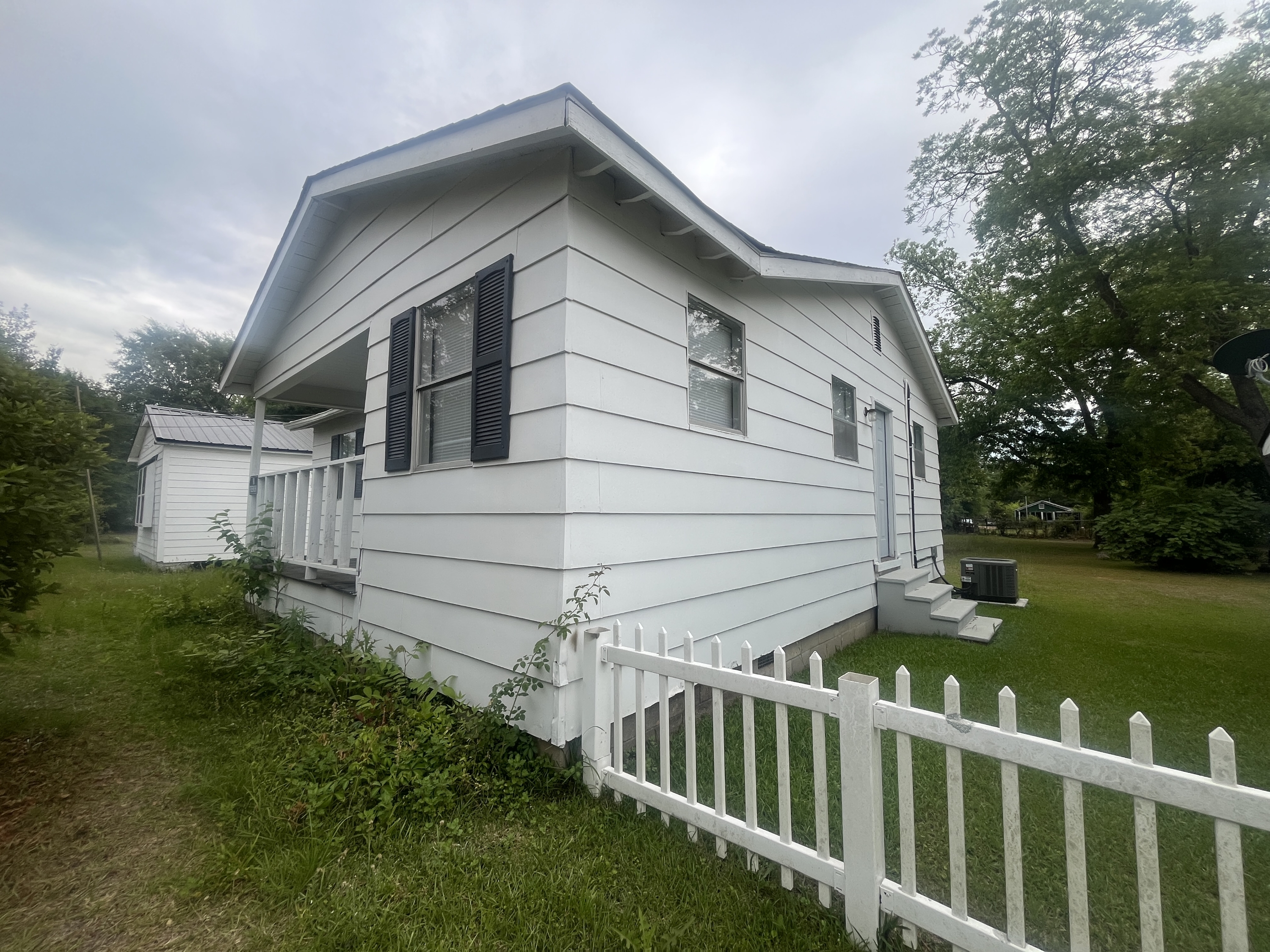 1318 East 2nd Avenue - house