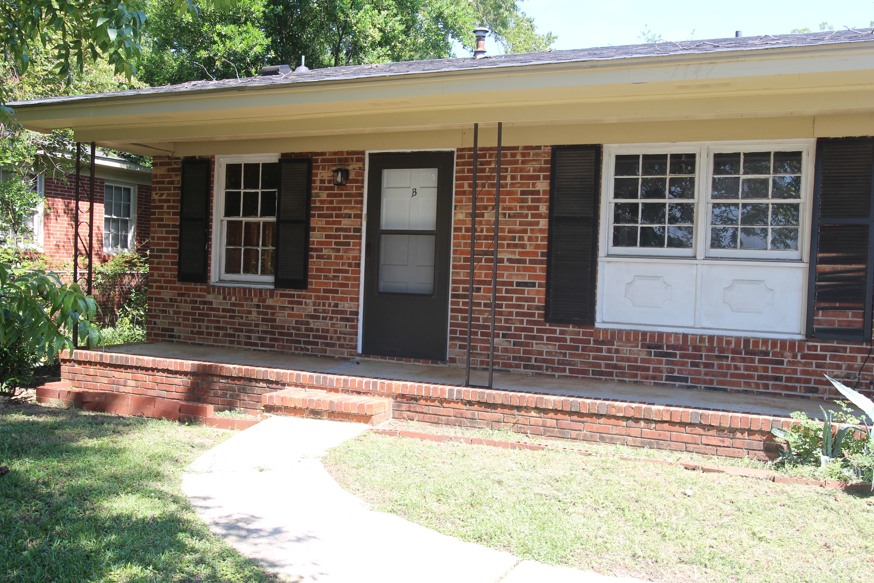 1147 Gillionville Road - B